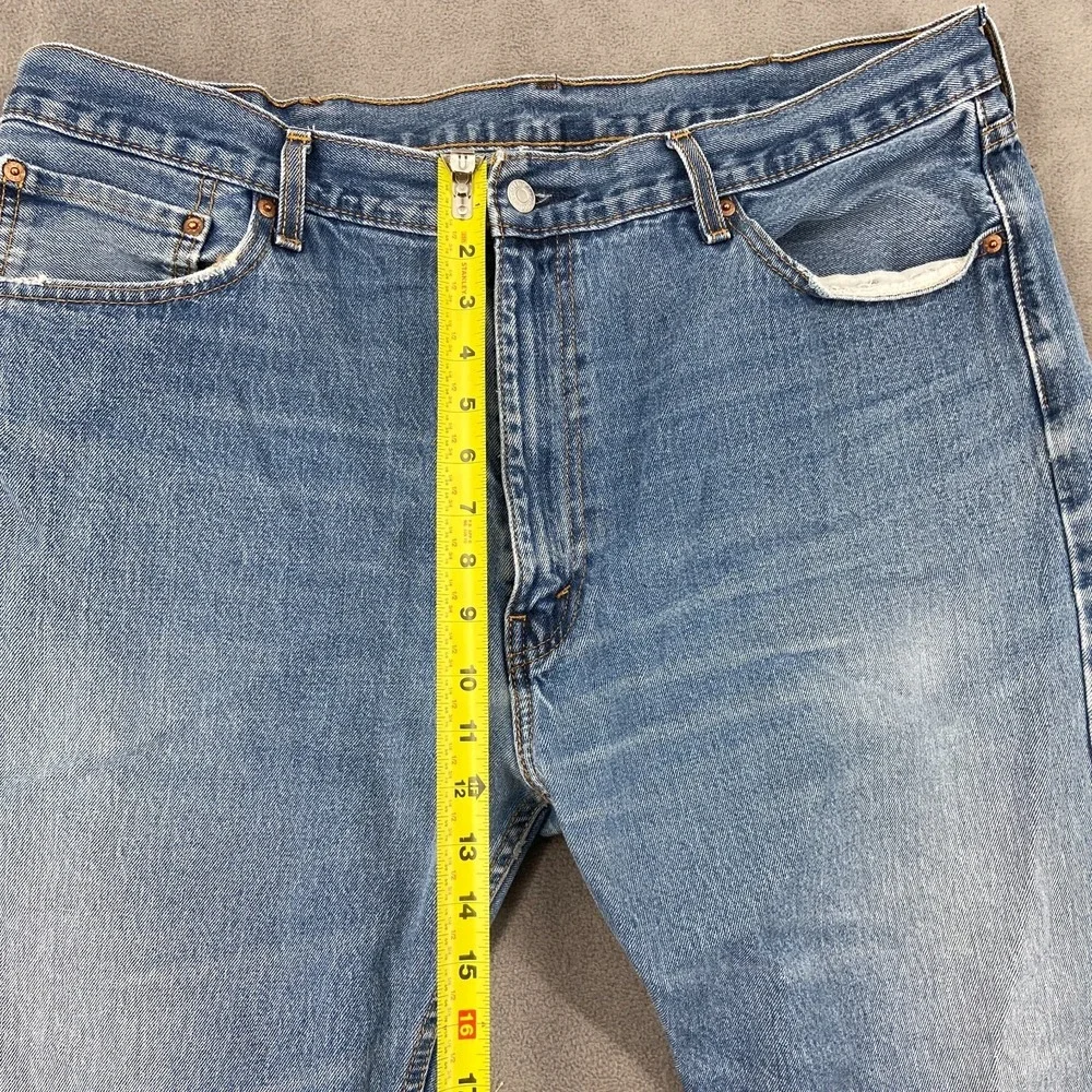 Levi's 505 Jeans Mens 38 Blue Denim Cotton Medium Wash High Rise Whiskers Detail